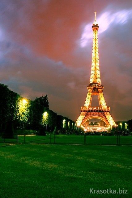 Франция. Эйфелева башня