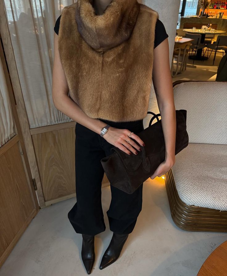 Меховые аксессуары Меховые аксессуары