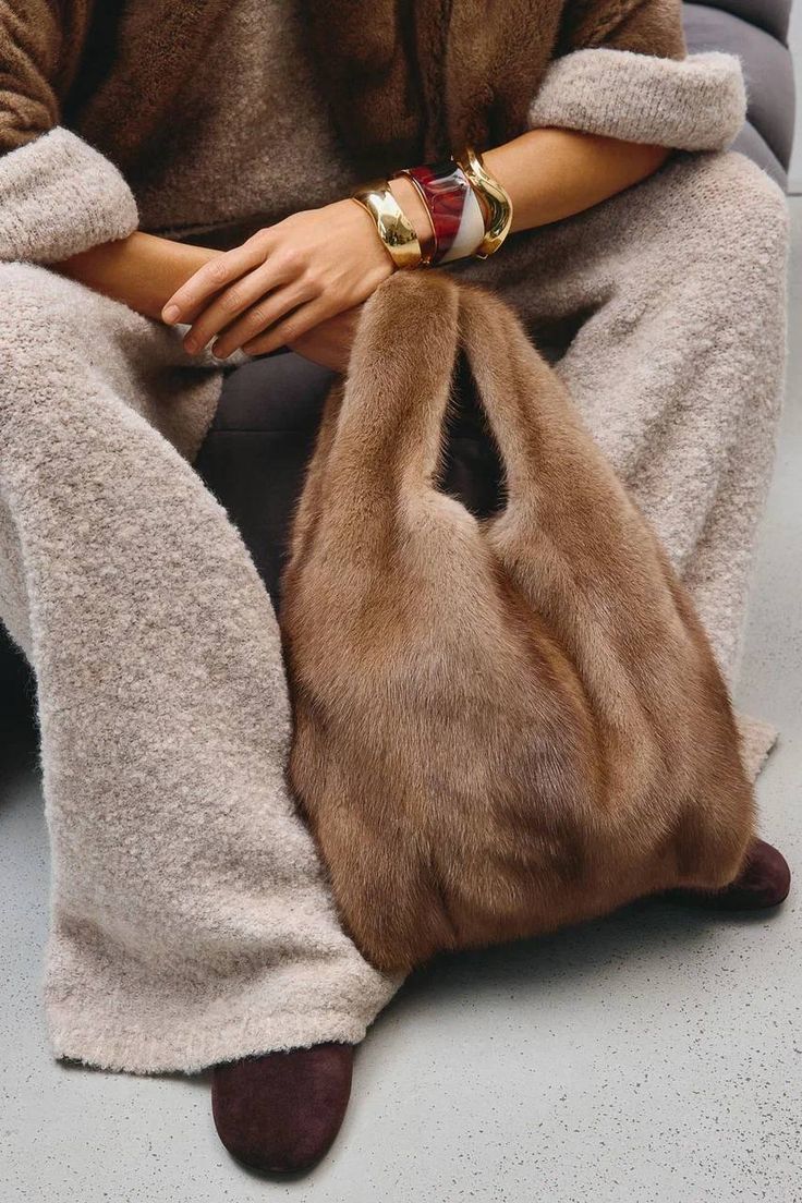 Меховые аксессуары Меховые аксессуары