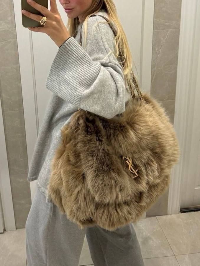 Меховые аксессуары Меховые аксессуары