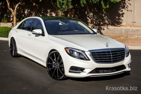 Mercedes S550